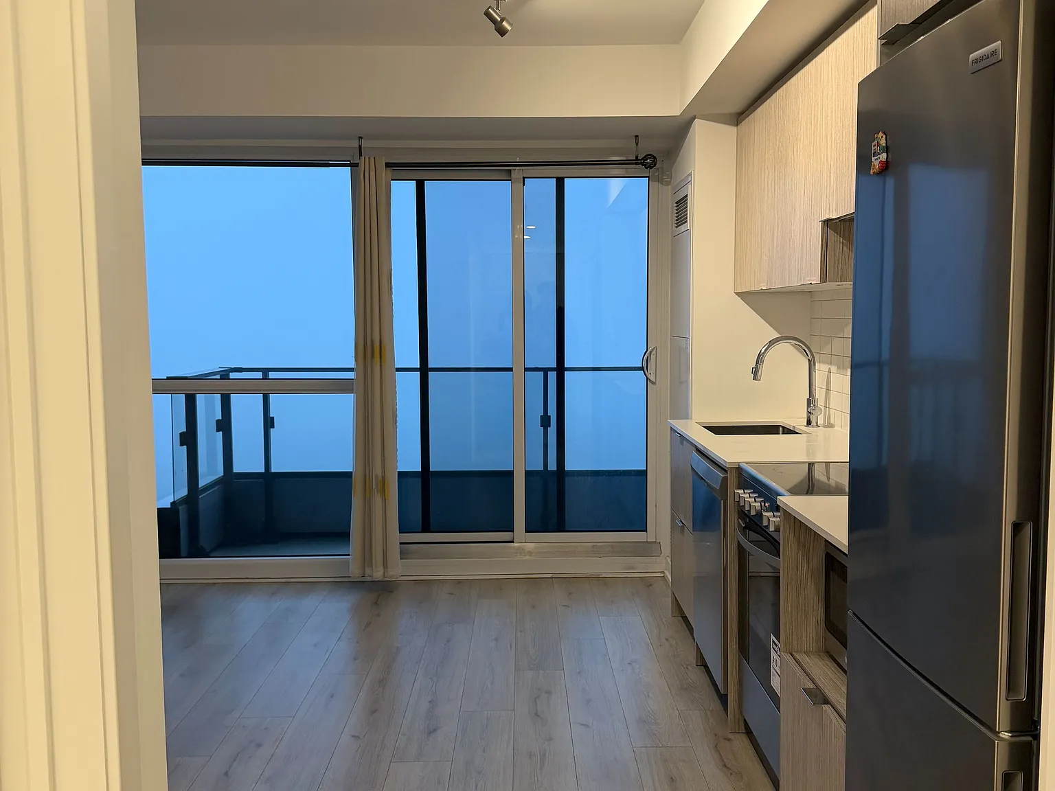 1 bed, $1,900 — Photo 3
