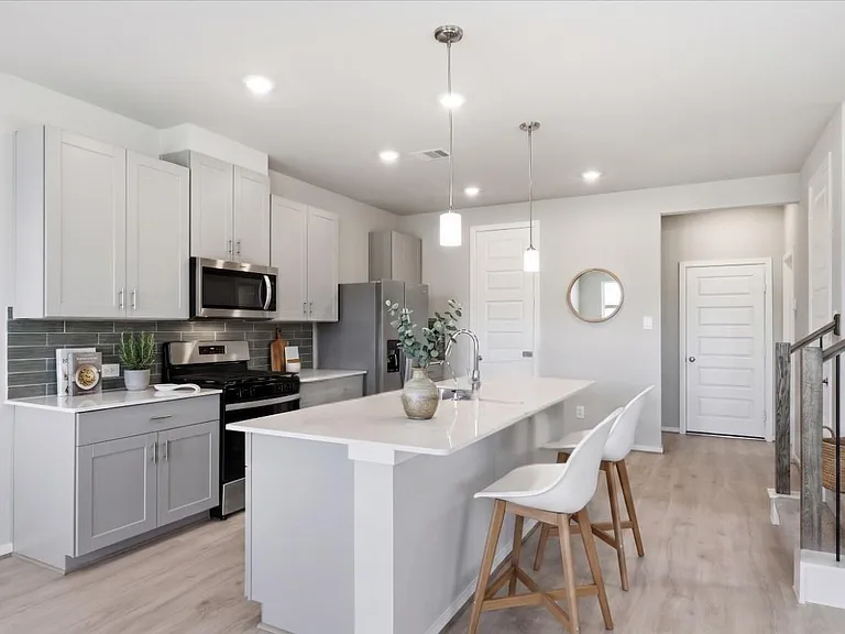 3109 Quiet Sunset Dr — Photo 2