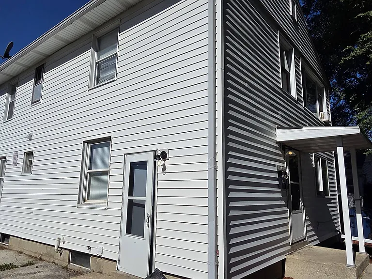 5105 N 46th St — Photo 10