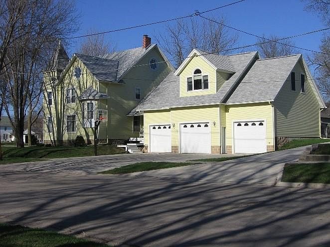 1st image of 1401 Main Ave #2