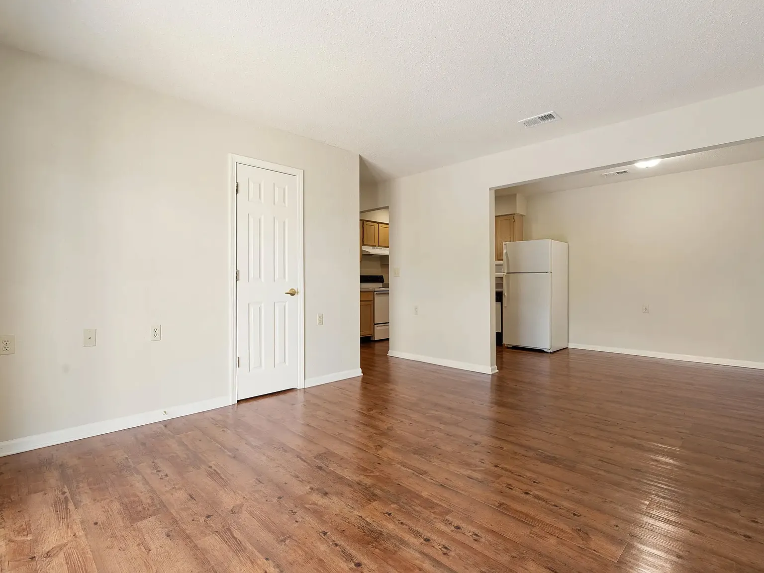 Mexico Meadows Apartments — Photo 2