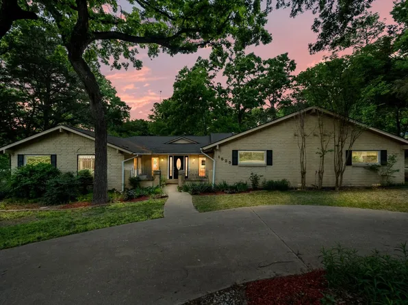 1525 Valley View Dr, Cedar Hill, TX 75104