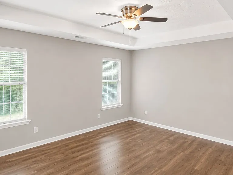346 Summer Hill Cir — Photo 10