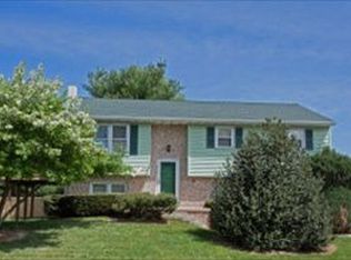 517 N Elm St, Lititz, PA 17543