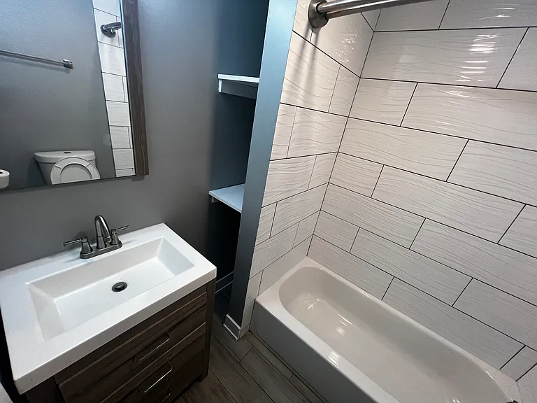1307 S Kedzie Ave #BASEMENT — Photo 8