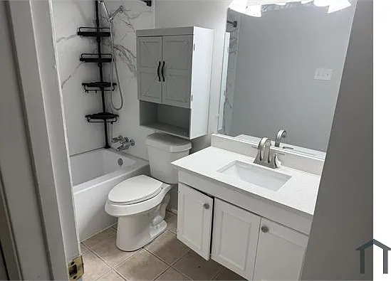 108 Cooper St — Photo 14