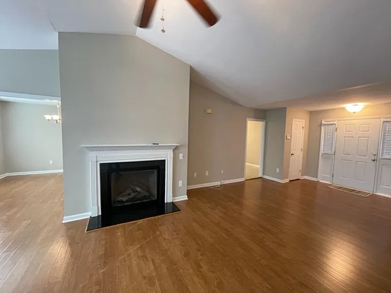 2508 Deanwood Dr — Photo 5