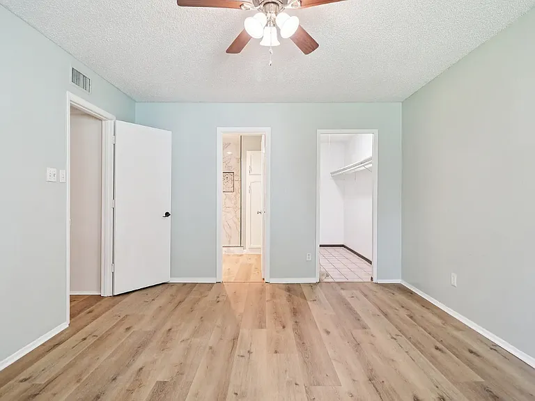 3216 Red Oak Ln — Photo 10