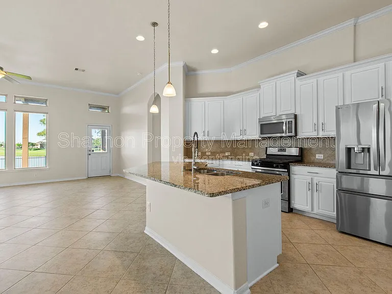9430 Harmony Lake Ln — Photo 12
