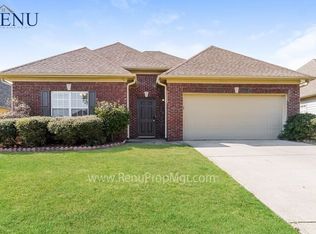 125 Macon Ct, Calera, AL 35040