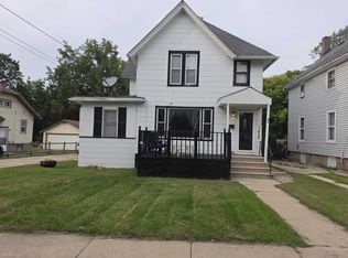1439 Blaisdell St, Rockford, IL 61101