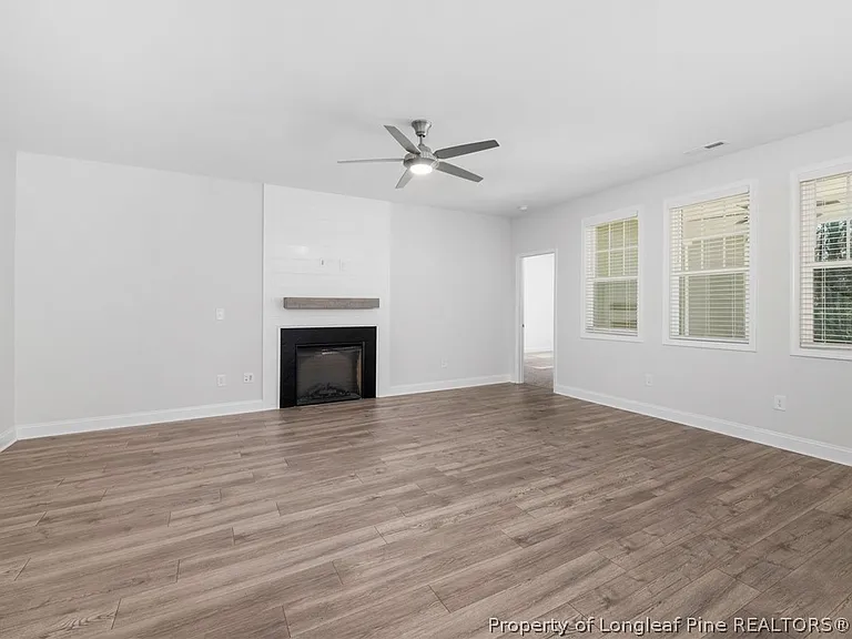 107 Glenwood Ct — Photo 8