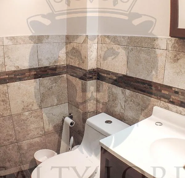239 Harvard Ave #1 — Photo 4
