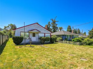 2305 11th St, Anacortes, WA