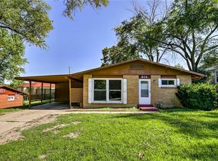 810 Marilynn Ave, Liberty, MO 64068