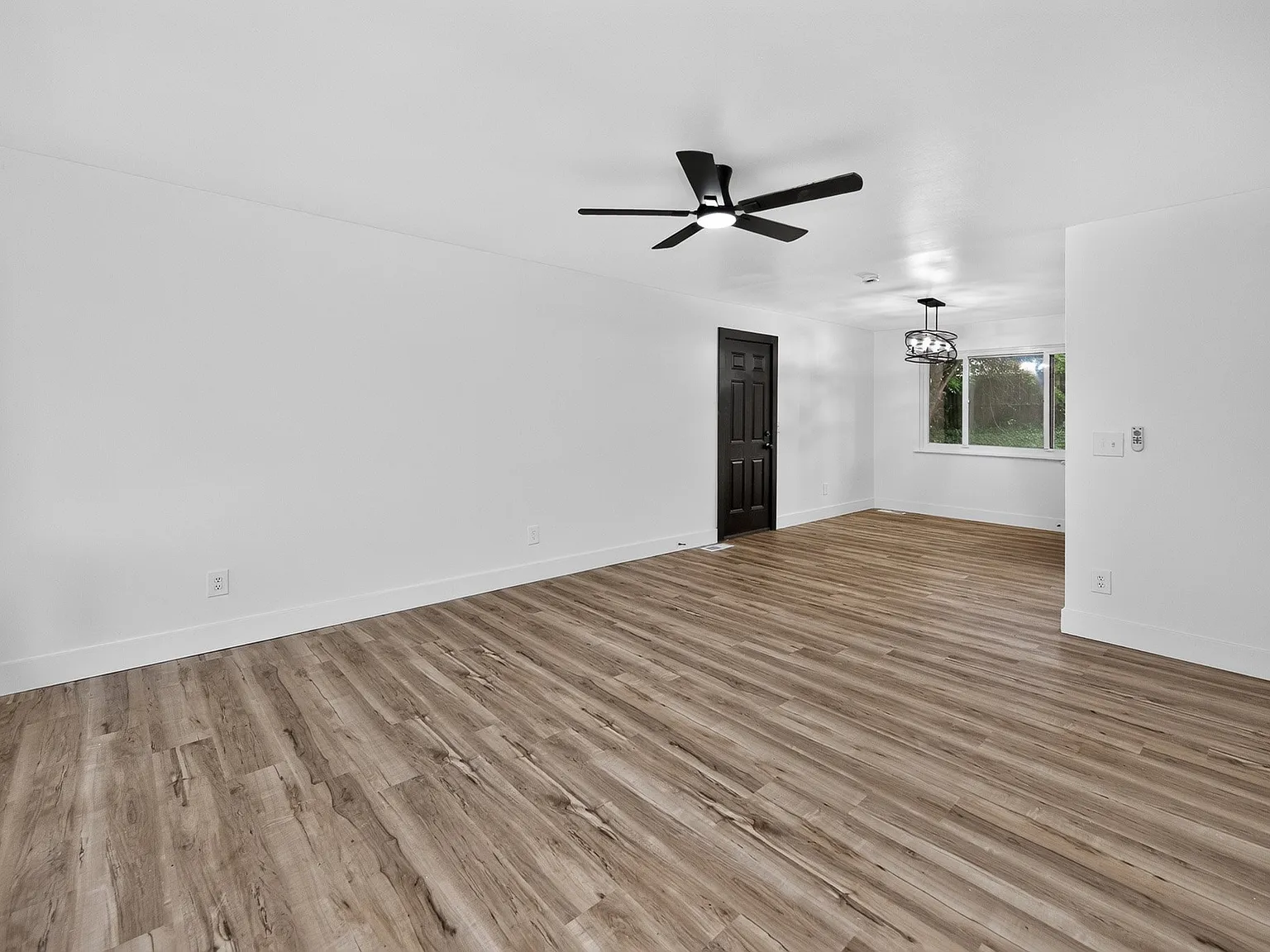 3 bed, 1608 sqft, $2,600 — Photo 4