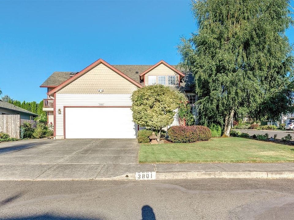 1st image of 3801 NE 39th Ct