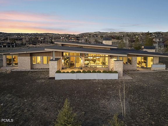 3rd image of 2636 Saddlehorn Dr