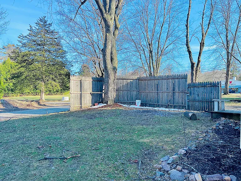 120 Calm Cove Cir — Photo 10