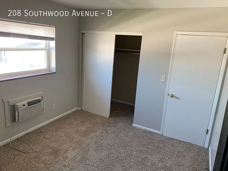208 Southwood Ave #D — Photo 6