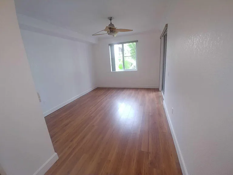 1660 Renaissance Commons Blvd #2427 — Photo 2