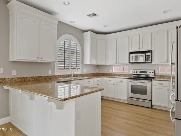 2058 S HERON Lane, Gilbert, AZ 85295