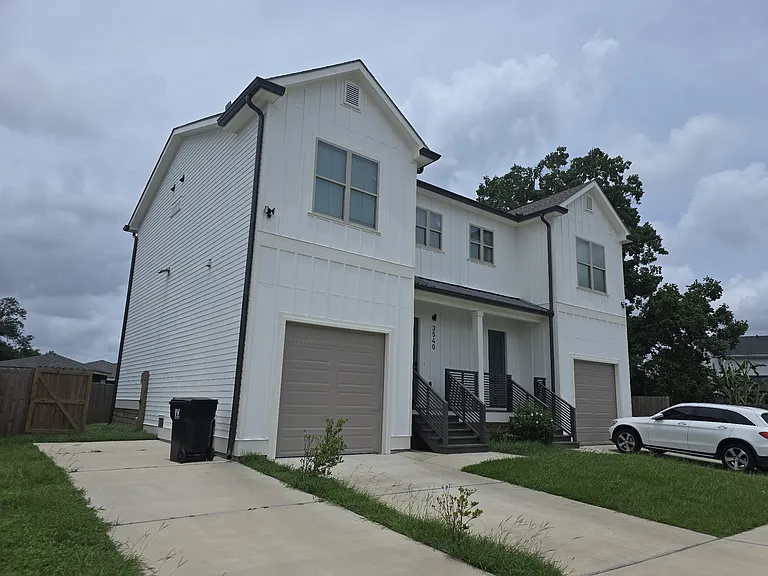 3540 Evangeline Dr — Photo 2