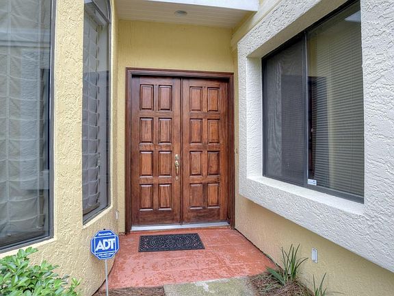 4th image of 8058 Fountains Ln #8058