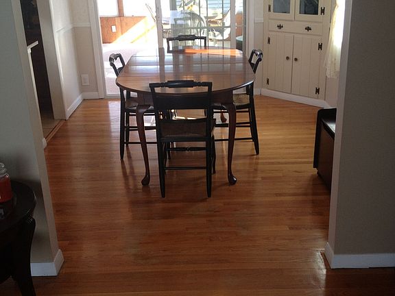 4th image of 201 Crestwood Dr