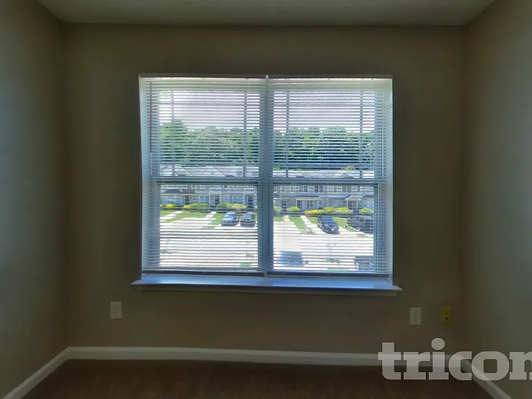 6300 Ellenwood Dr — Photo 14