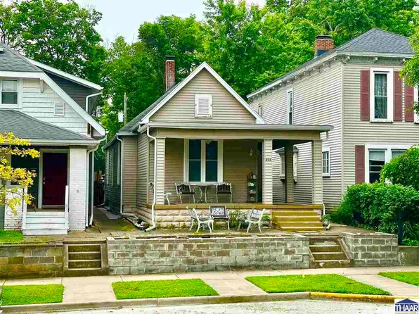 808 S 4th St, Terre Haute, IN 47807