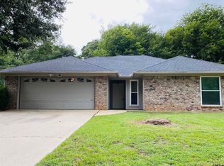 404 W Briar Ct, Overton, TX 75684