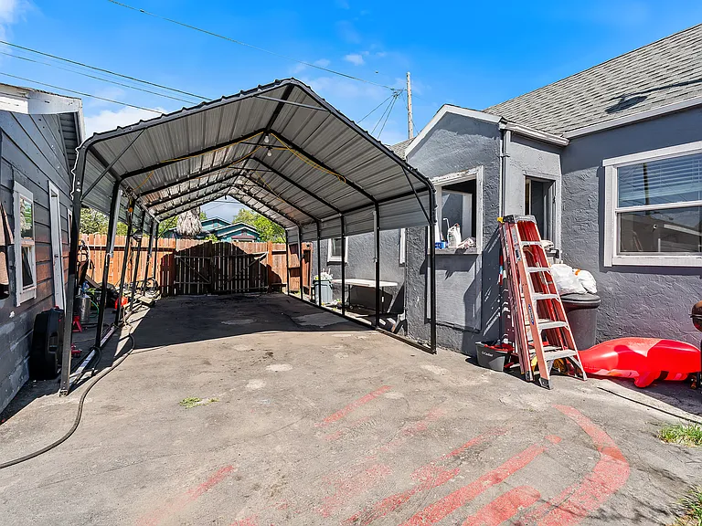 1205 Grand Ave — Photo 21