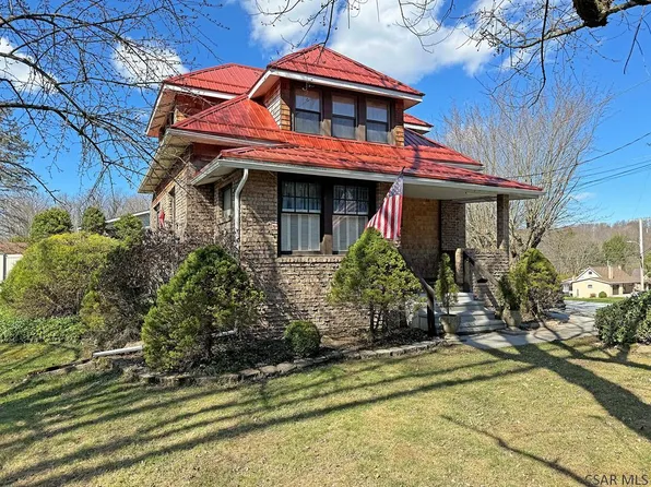 203 Walters Ave, Johnstown, PA 15904