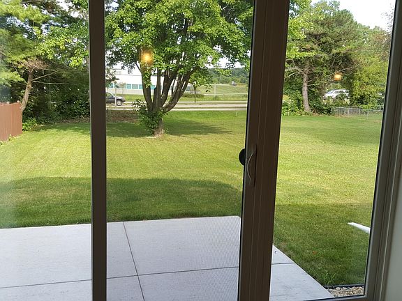 4th image of 2758 Lyman Ln