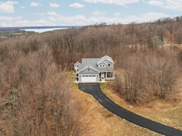 7659 Horton Creek Dr, Grawn, MI 49637