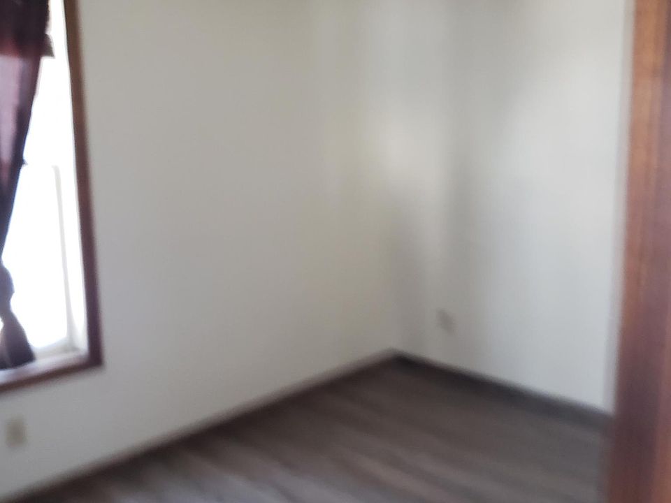 lower level bedroom or office