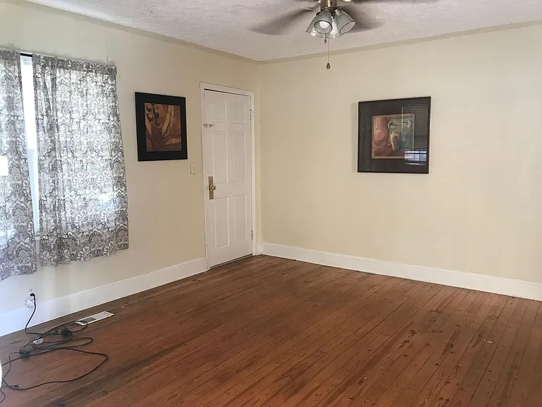 222 Fite St — Photo 4