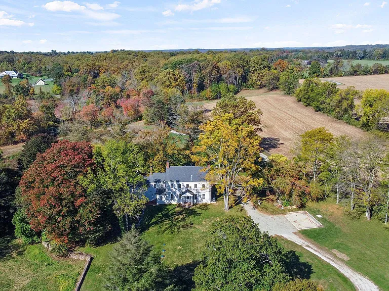 16131 Old York Rd — Photo 3