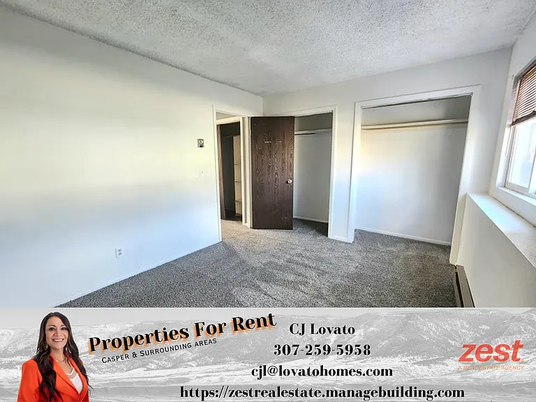 821 E 25th St #4 — Photo 8