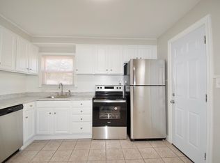 212 Breckwood Blvd, Springfield, MA 01109
