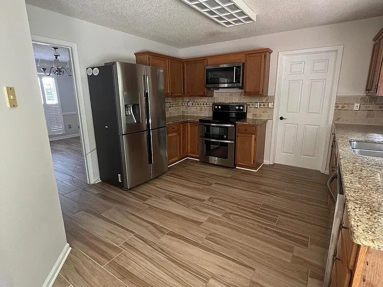 2883 Wynford Dr SW — Photo 11