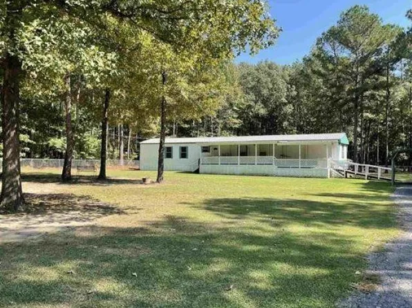 2807 Beechnut Dr, Pine Bluff, AR 71603