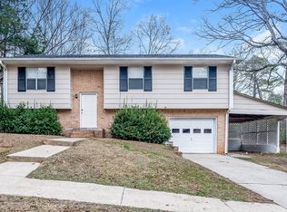 5040 Loren Ln, Pinson, AL 35126