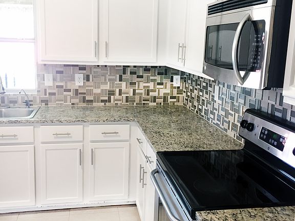 4th image of 3840 Kenzie Ct