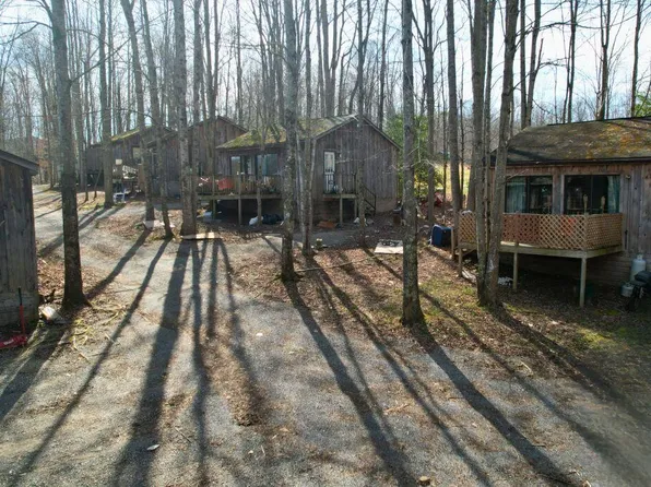 88 Sonlight Cv, Mount Nebo, WV 26679