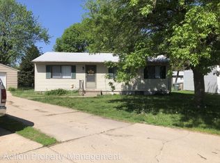 404 Orleans Dr, Grand Island, NE 68803