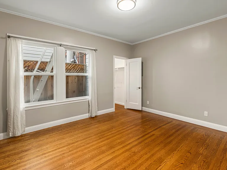 1745 Beach St #3 — Photo 3