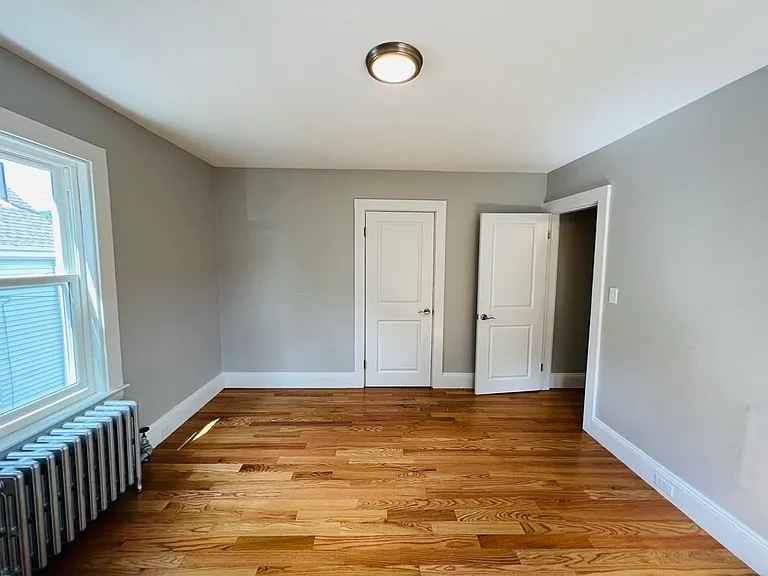 21-23 Caledonia Ave #21 — Photo 15