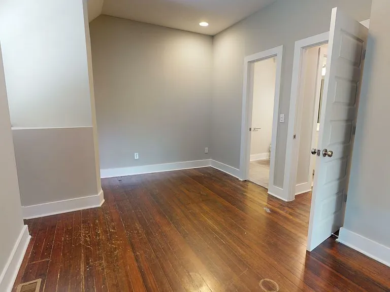 3726 Washington | Charming Updated Apartment — Photo 56